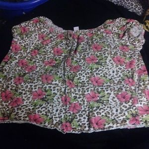 Short sleeve cheeta and floral print